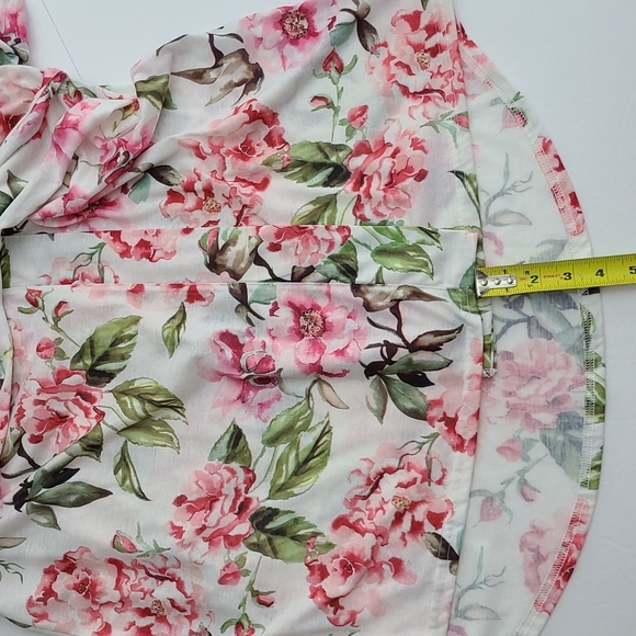 Show Me Your Mumu Garden of Blooms Floral Pink Green White Robe OS - Picture 11 of 11